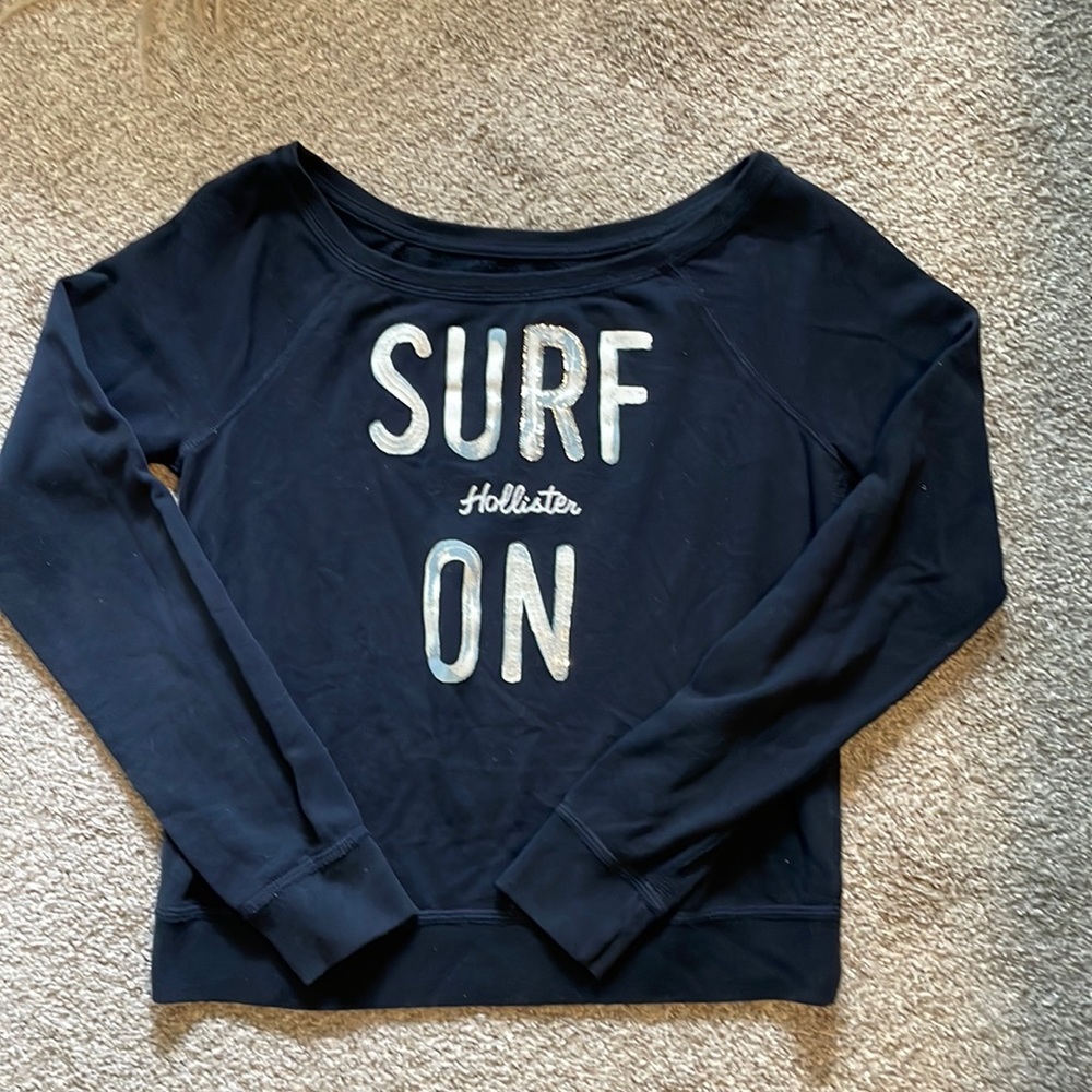 Hollister Navy Sweatshirt w/ Sparkles!  Size Small